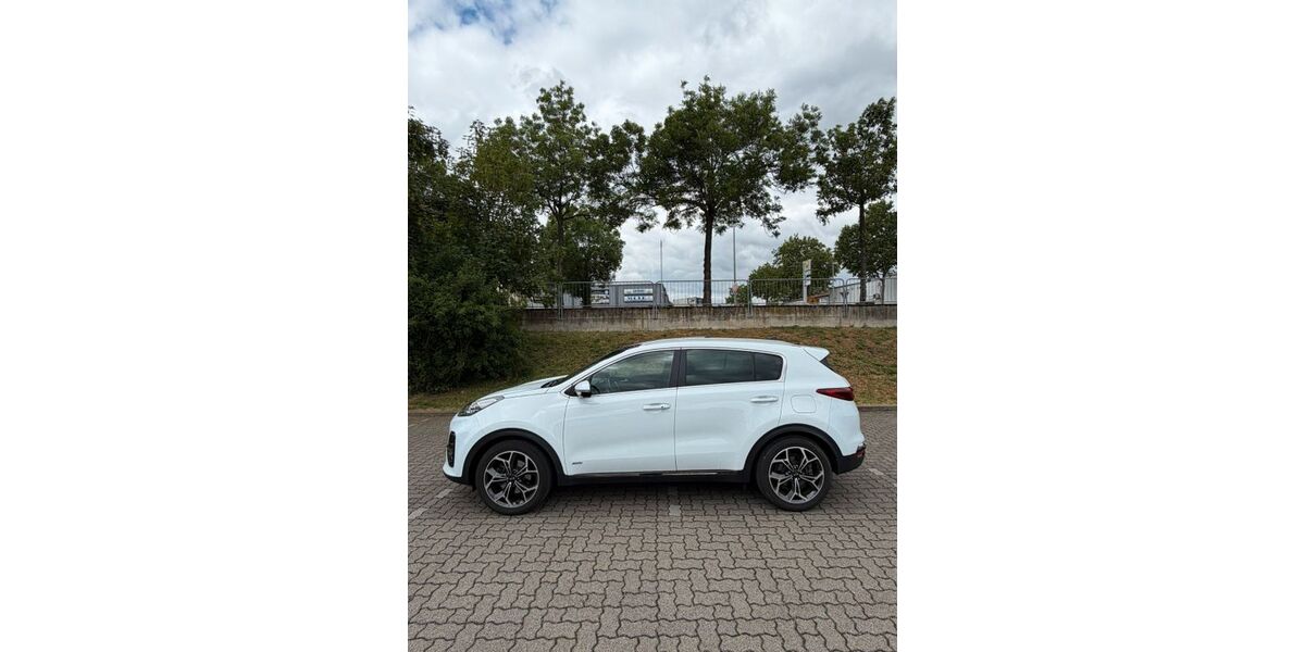 Kia Sportage 84.000 km 17.400 &euro; Worms 67547
