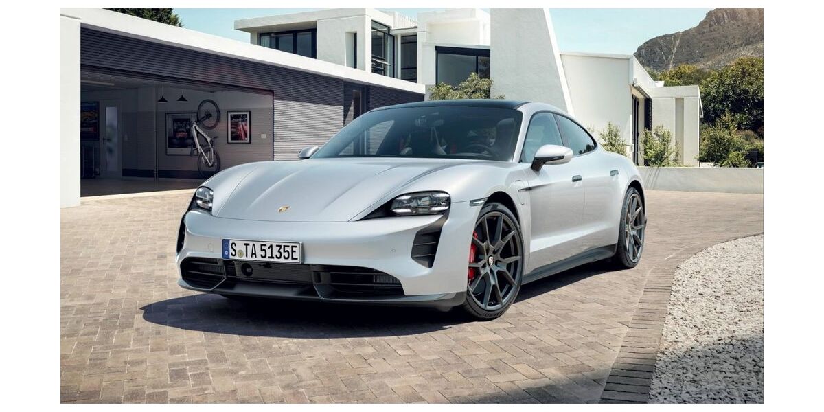 Porsche Taycan 10.817 km 114.930 &euro; Berlin 10587