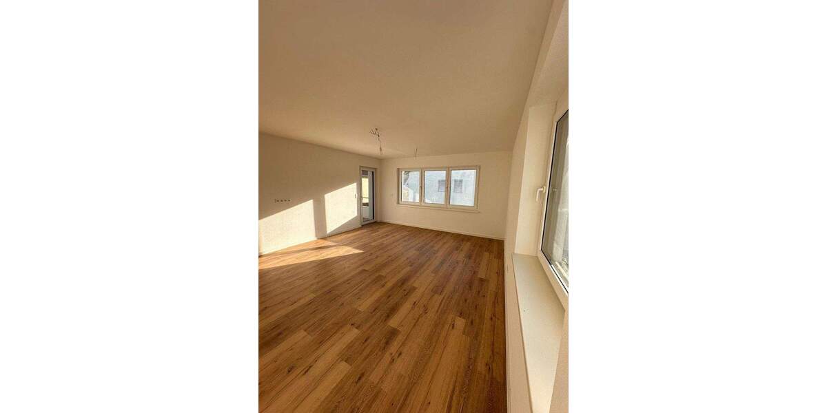 Etagenwohnung Markgröningen Unterriexingen - 4 Zimmer, 102 m&sup2;, 1.400&euro; | Angebot:25339230