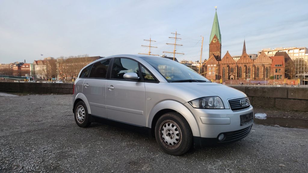 Audi A2 133.500 km 7.950 &euro; Bremen 28355
