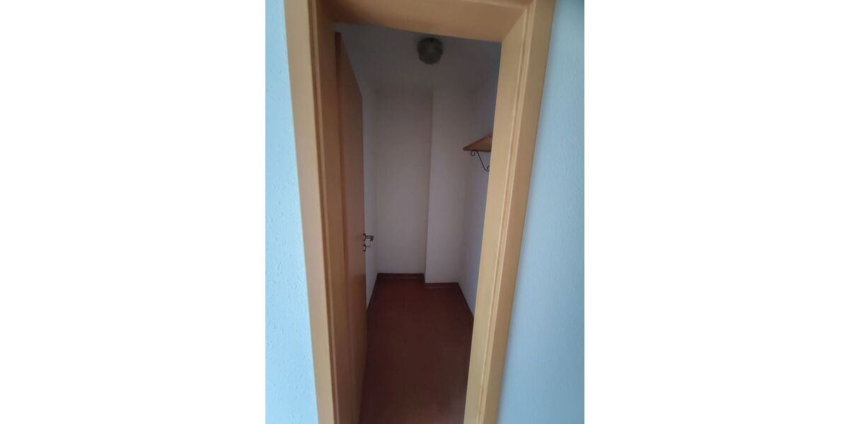 Gepflegtes Einfamilienhaus mit Garage und schönem Grundstück in Groß-Zimmern (Courtage-frei) - Einfamilienhaus Groß-Zimmern Zimmern | Angebot:26666299