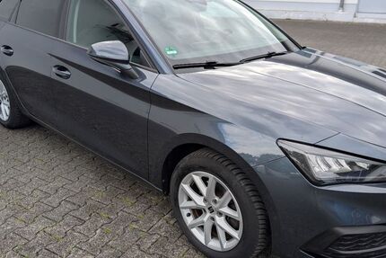 Seat Leon 61.000 km 16.900 &euro; Horn - Bad Meinberg 32805