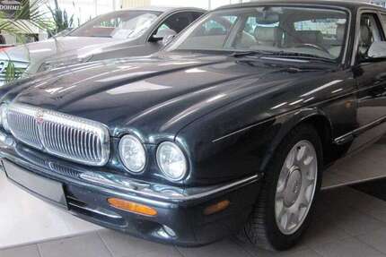 Jaguar Daimler 93.200 km 33.500 &euro; Düren 52353