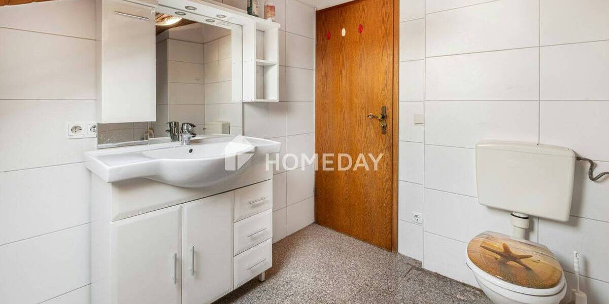 Reihenmittelhaus Kolbermoor - 7 Zimmer, 170 m&sup2;, 647.000&euro; | Angebot:26257537