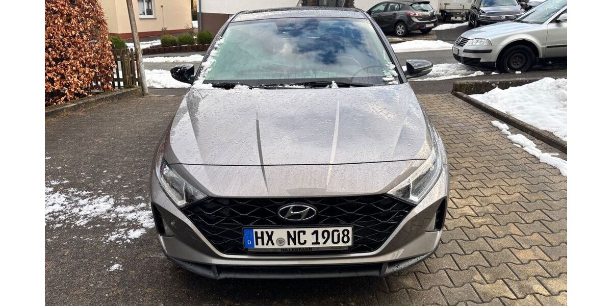 Hyundai i20 57.726 km 14.000 &euro; Willebadessen 34439