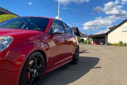 Alfa Romeo Giulietta 135.000 km 8.200 &euro; Rottweil 78628