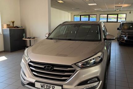 Hyundai TUCSON 177.000 km 12.300 &euro; Hessisch Lichtenau 37235
