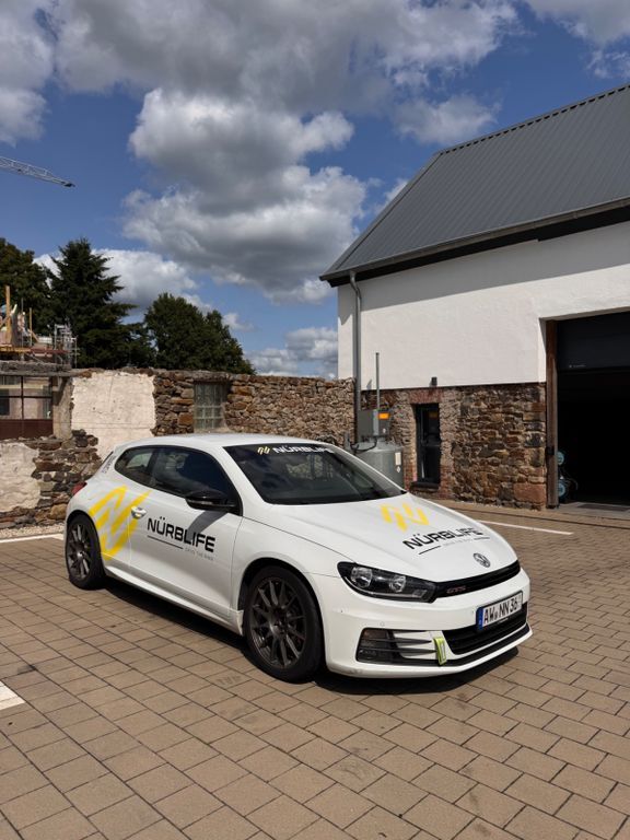 VW Scirocco 144.000 km 15.999 € Nürburg 53520
