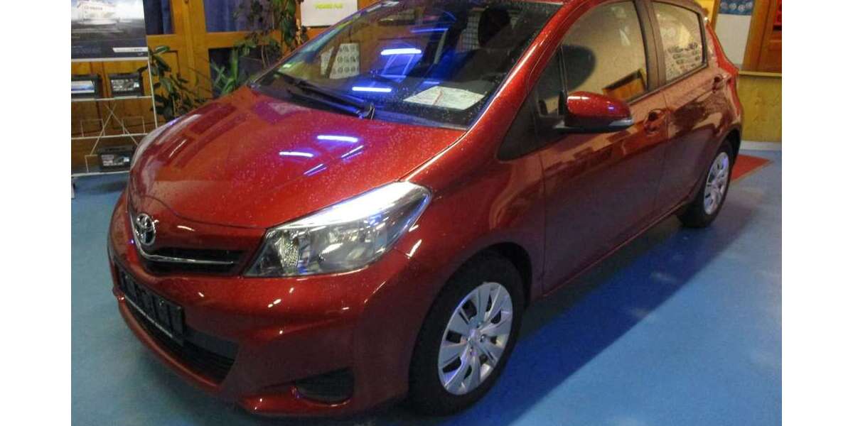 Toyota Yaris 86.000 km 6.999 &euro; Deggendorf 94469