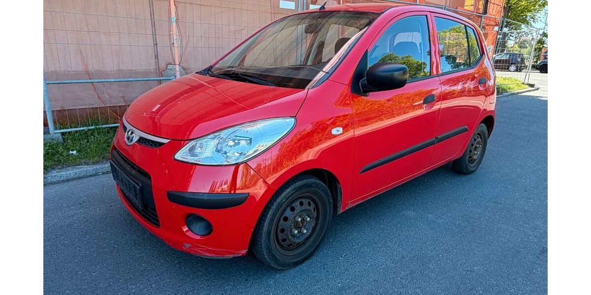 Hyundai i10 162.000 km 1.699 &euro; Berlin 12057