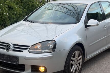 VW Golf 358.000 km 1.200 &euro; Strassberg 72479