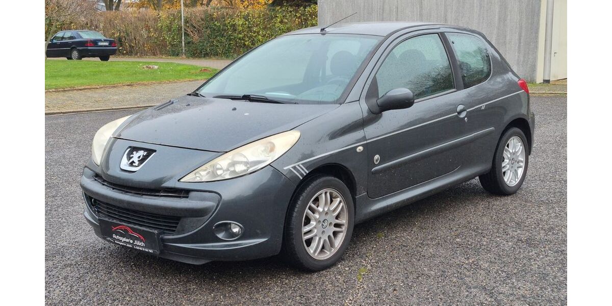 Peugeot 206 136.000 km 1.499 € Jülich 52428