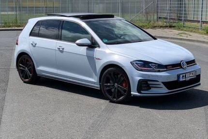 VW Golf 84.000 km 21.350 &euro; Bornheim 53332