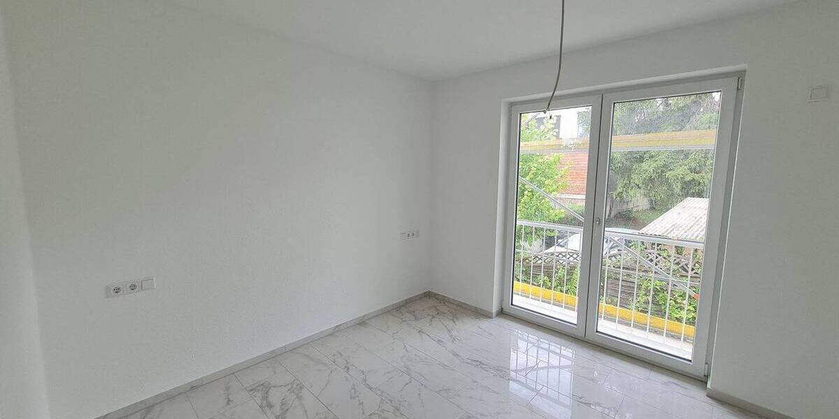 Etagenwohnung Bad Wimpfen - 3 Zimmer, 81 m&sup2;, 1.300&euro; | Angebot:26556708