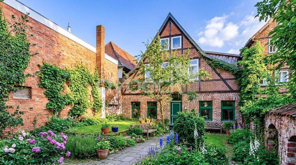 Mehrfamilienhaus, Wohnhaus Lüneburg Altstadt - 6 Zimmer, 199 m&sup2;, 519.000&euro; | Angebot:25801437