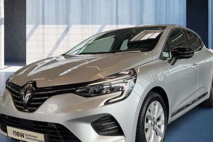Renault Clio 93.059 km 12.990 &euro; München 81827