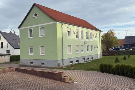 Gemütliche 3- Raum- Wohnung in ruher Lage von Mechterstädt zu verkaufen! 3 zimmer