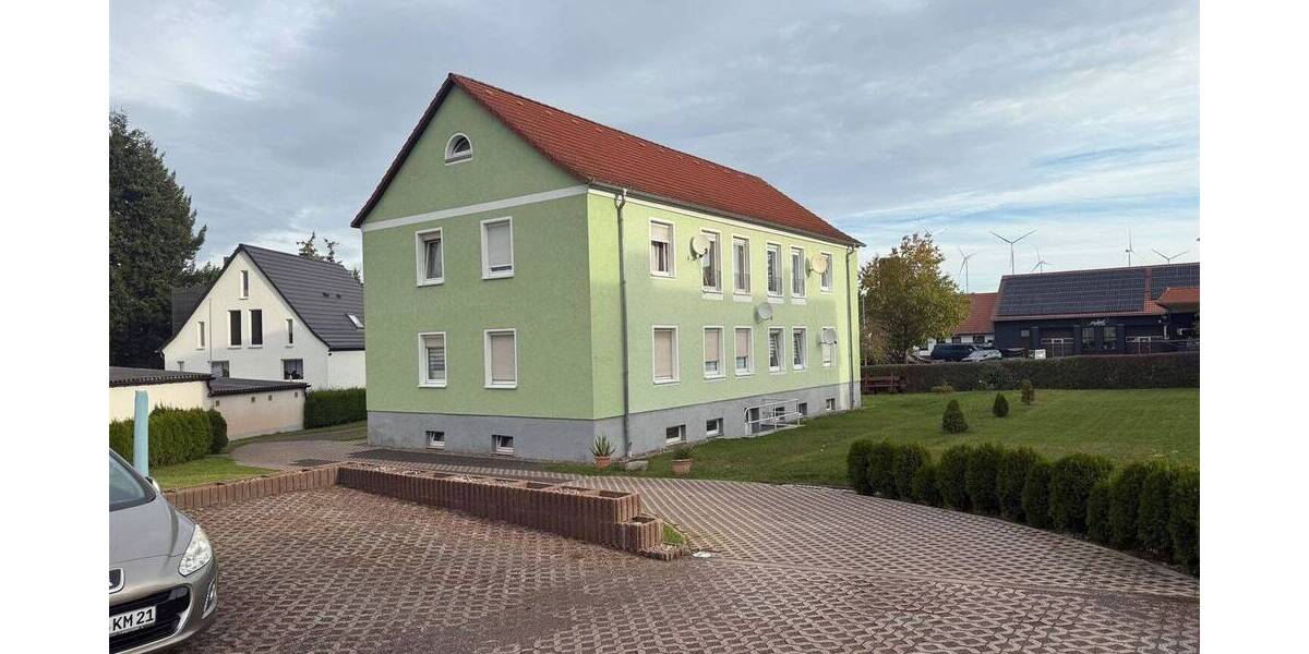 Gemütliche 3- Raum- Wohnung in ruher Lage von Mechterstädt zu verkaufen! 3 zimmer