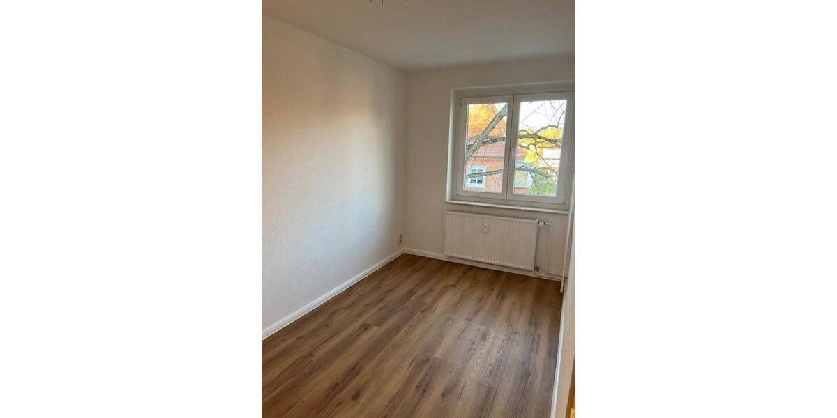 Etagenwohnung Neubrandenburg Katharinenviertel - 3 Zimmer, 53 m&sup2;, 95.000&euro; | Angebot:26824068