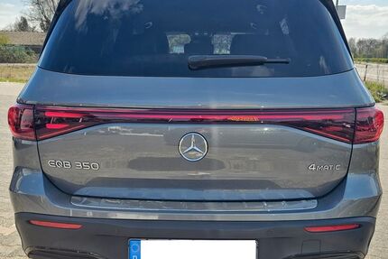Mercedes EQB
