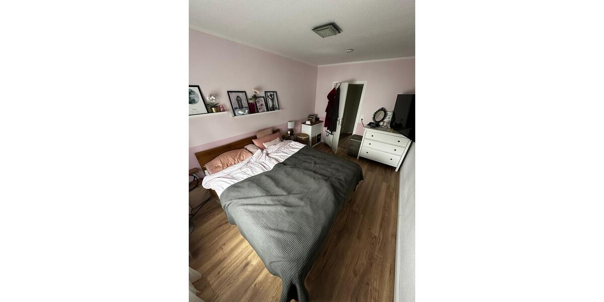 Etagenwohnung Ronnenberg - 3 Zimmer, 90 m&sup2;, 280.000&euro; | Angebot:26854874