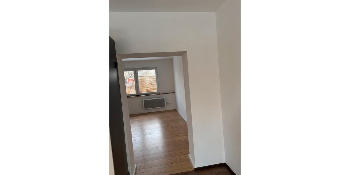 Erdgeschoßwohnung Rödental - 2 Zimmer, 35 m&sup2;, 500&euro; | Angebot:26288332