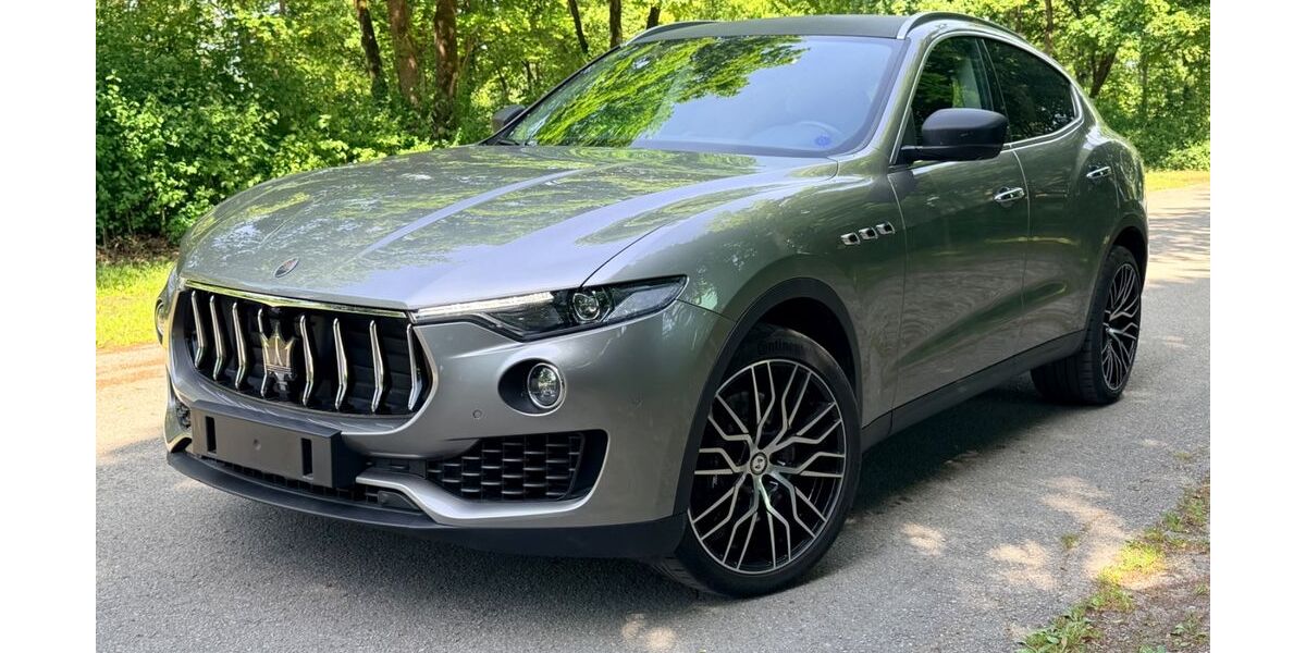 Maserati Levante 138.000 km 27.799 &euro; München 82178