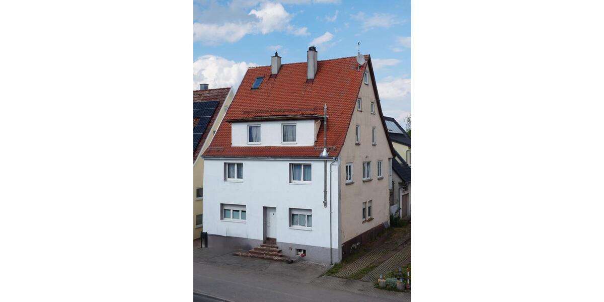 Mehrfamilienhaus, Wohnhaus Trossingen - 10.5 Zimmer, 220 m&sup2;, 339.000&euro; | Angebot:27083427