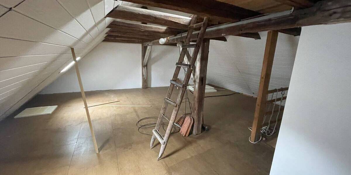 Reihenmittelhaus Kamenz - 4 Zimmer, 135 m&sup2;, 135.000&euro; | Angebot:26630859
