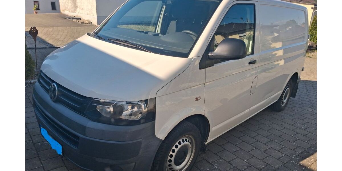 VW T5 Transporter 201.000 km 7.980 &euro; Attenweiler 88448