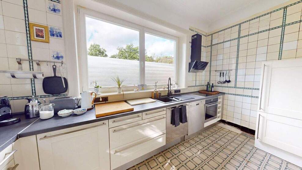 Renoviertes Altbau-Haus aus der Gründerzeit in Bauernhaus-Umgebung Alt-Osdorf 5 zimmer