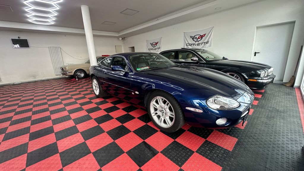 Jaguar XK8 165.000 km 12.500 &euro; Wertheim am Main 97877