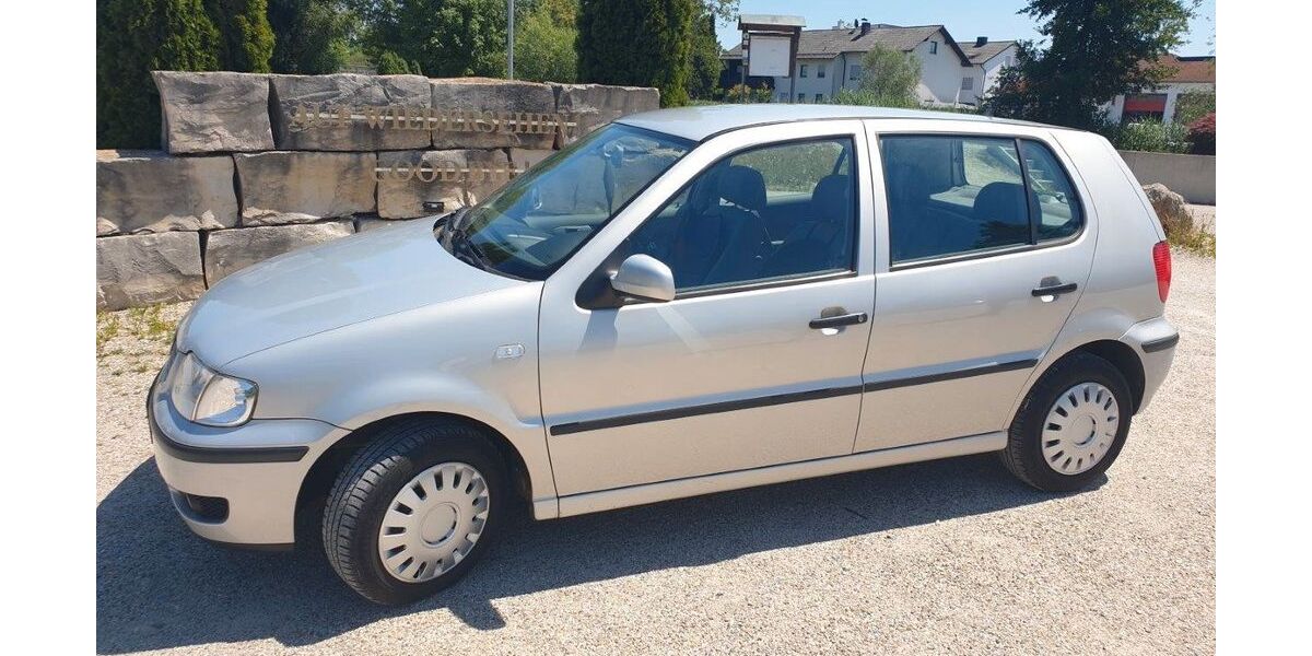VW Polo 118.800 km 2.250 &euro; Neustadt an der Donau 93333