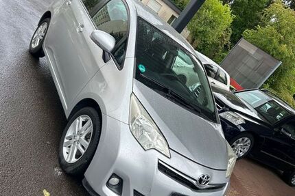 Toyota Verso-S 96.000 km 5.999 &euro; Neunkirchen/Wellesweiler 66539