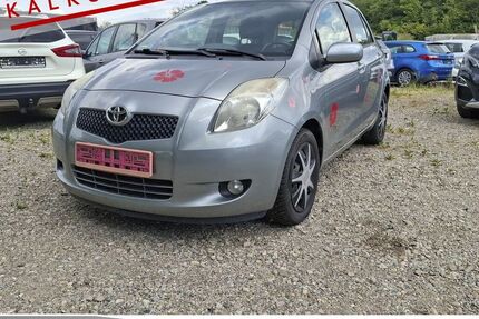 Toyota Yaris 237.743 km 1.685 &euro; Achern 77855