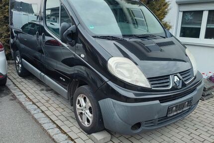 Renault Trafic 284.000 km 6.200 &euro; RIEDLINGEN 88499