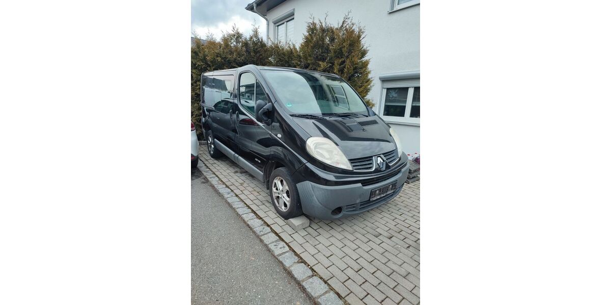 Renault Trafic 284.000 km 6.200 &euro; RIEDLINGEN 88499