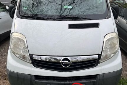 Opel Vivaro 310.000 km 5.200 &euro; München 80804