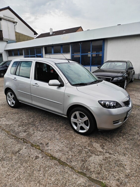 Mazda 2 80.253 km 3.299 € Erlenbach 74235