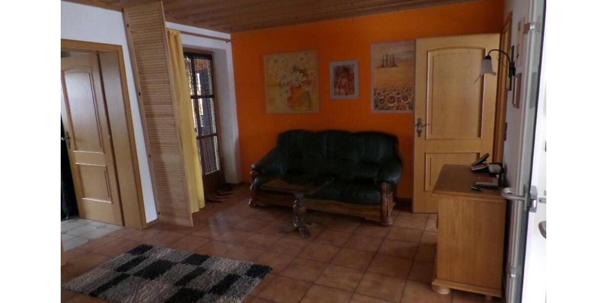 Einfamilienhaus mit Garten zu vermieten 8 zimmer