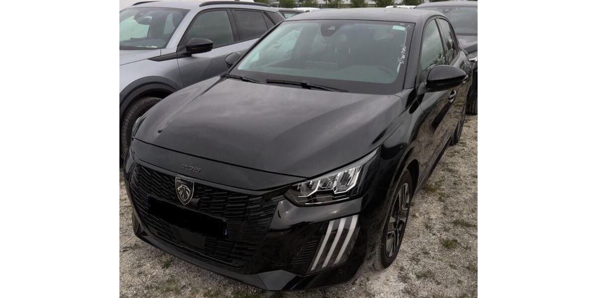 Peugeot 208 14.596 km 15.280 &euro; Rüsselsheim 65428