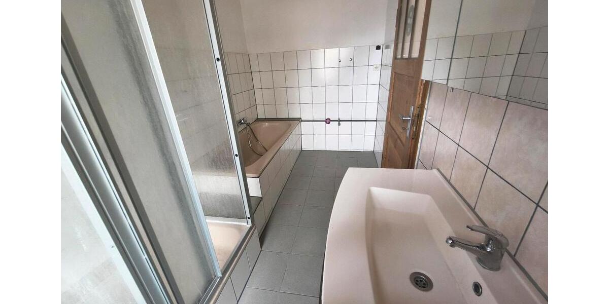 Erdgeschoßwohnung Neustadt an der Weinstraße - 3 Zimmer, 90 m&sup2;, 750&euro; | Angebot:25516759