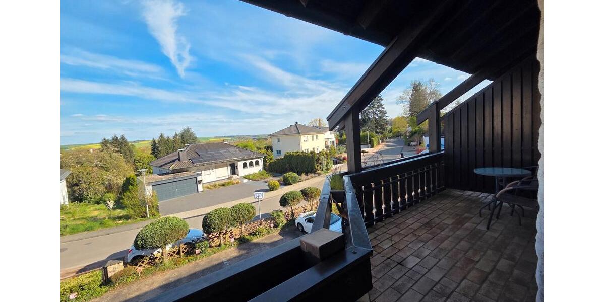 Etagenwohnung Blieskastel - 4 Zimmer, 110 m&sup2;, 250.000&euro; | Angebot:26293111