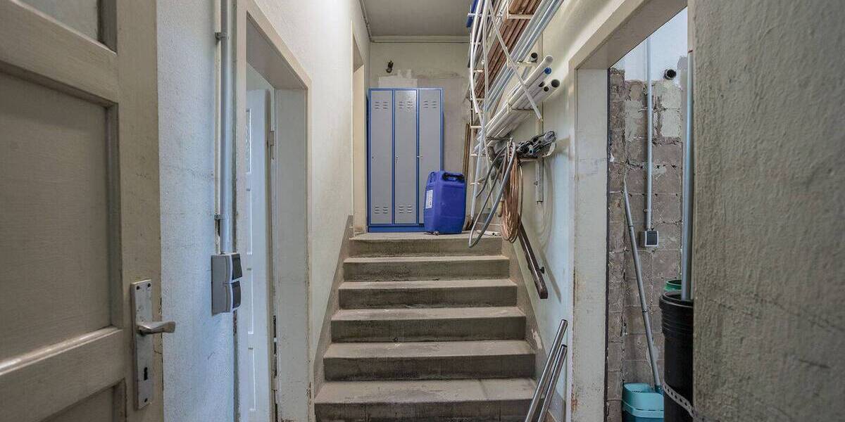 Ihre neuen Gewerbe- oder Praxisräume warten auf Sie 6 zimmer