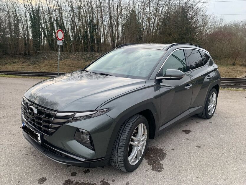 Hyundai TUCSON 66.000 km 28.600 € Ansbach 91522