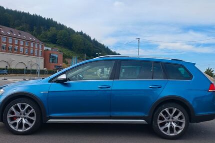 VW Golf 233.036 km 9.999 € Denkingen 78588
