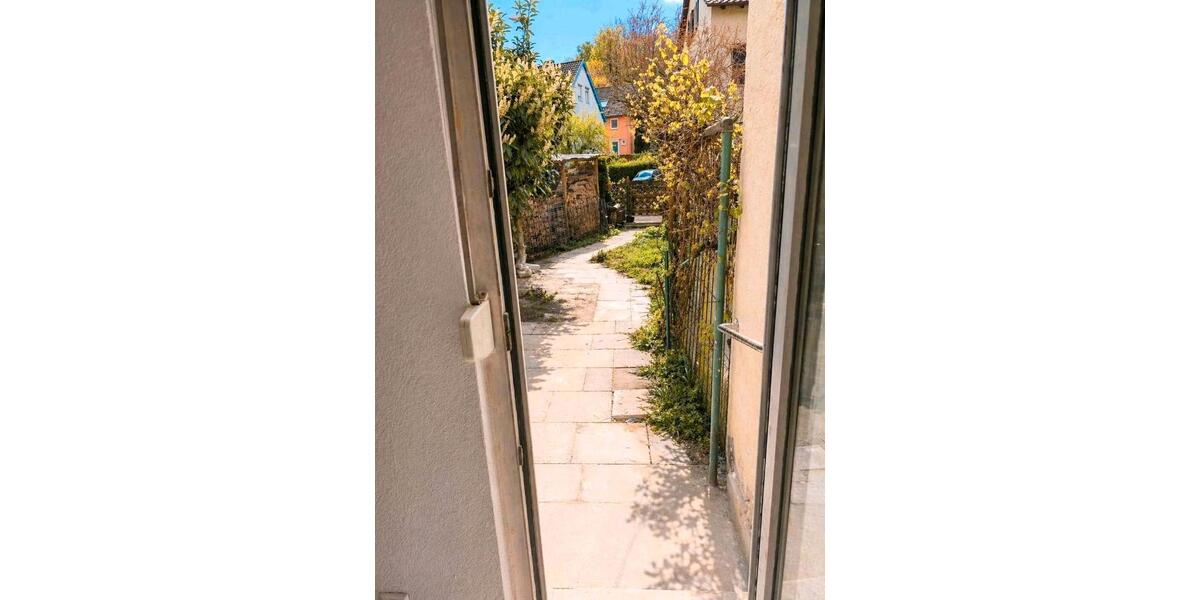 Reihenhaus Esslingen am Neckar Pliensauvorstadt - 4 Zimmer, 106 m&sup2;, 1.450&euro; | Angebot:26296303