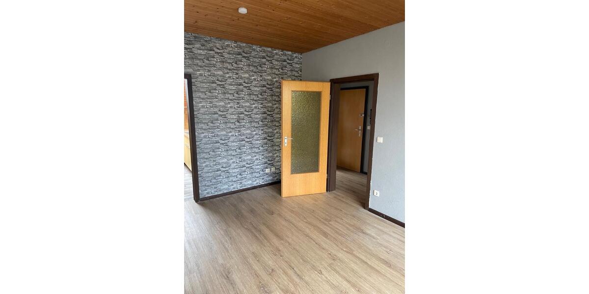 Dachgeschoßwohnung Holzminden - 2 Zimmer, 55 m&sup2;, 44.500&euro; | Angebot:26387341
