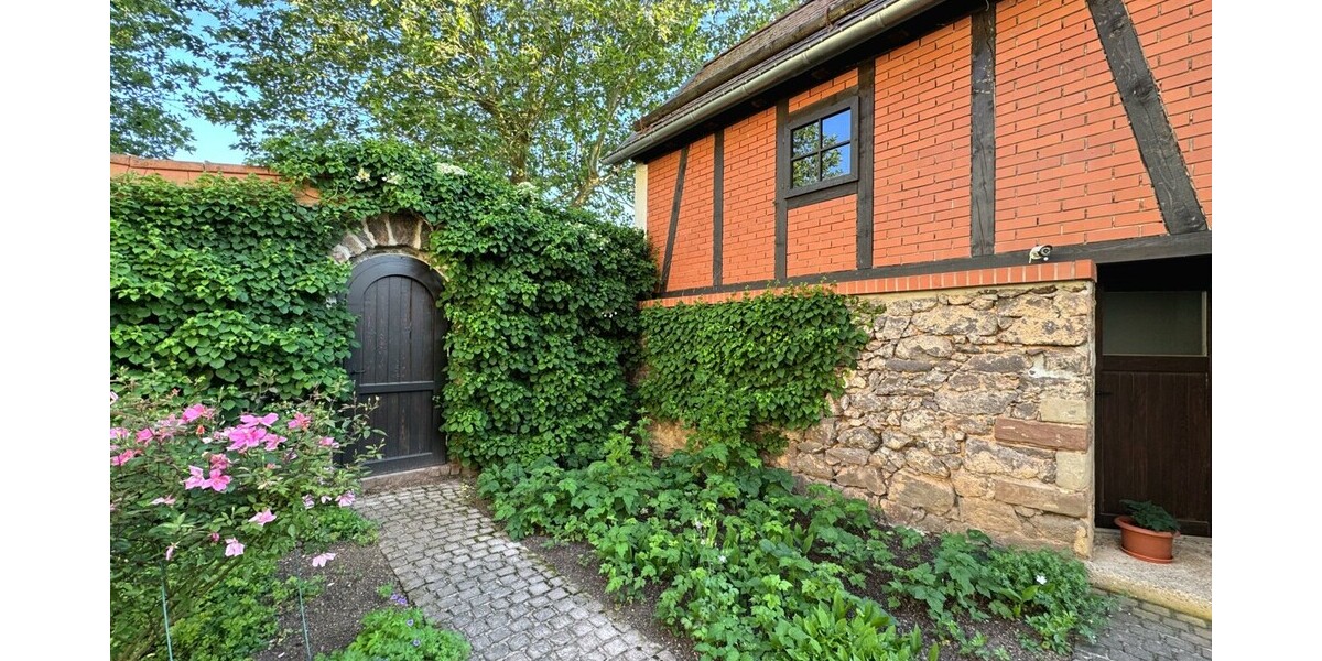 Einzigartige Perle! Wunderschönes Bauernaus mit Atelier, hochwertig saniert - Einfamilienhaus Wadern | Angebot:27010250