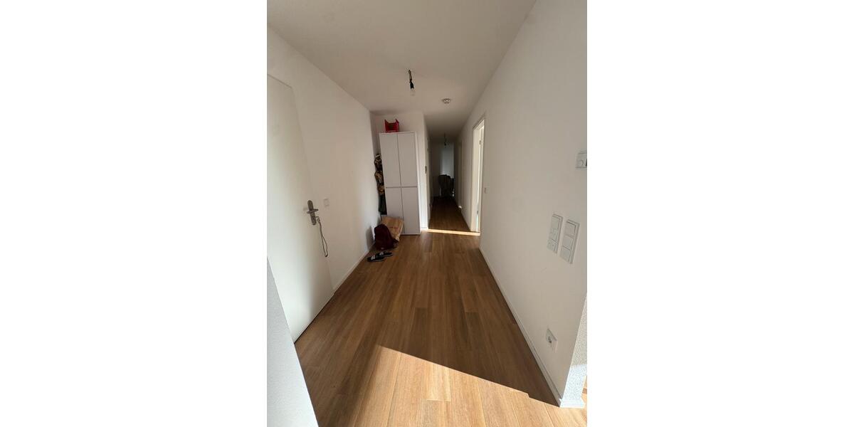 Etagenwohnung Schorndorf - 4 Zimmer, 106 m&sup2;, 2.100&euro; | Angebot:26038198